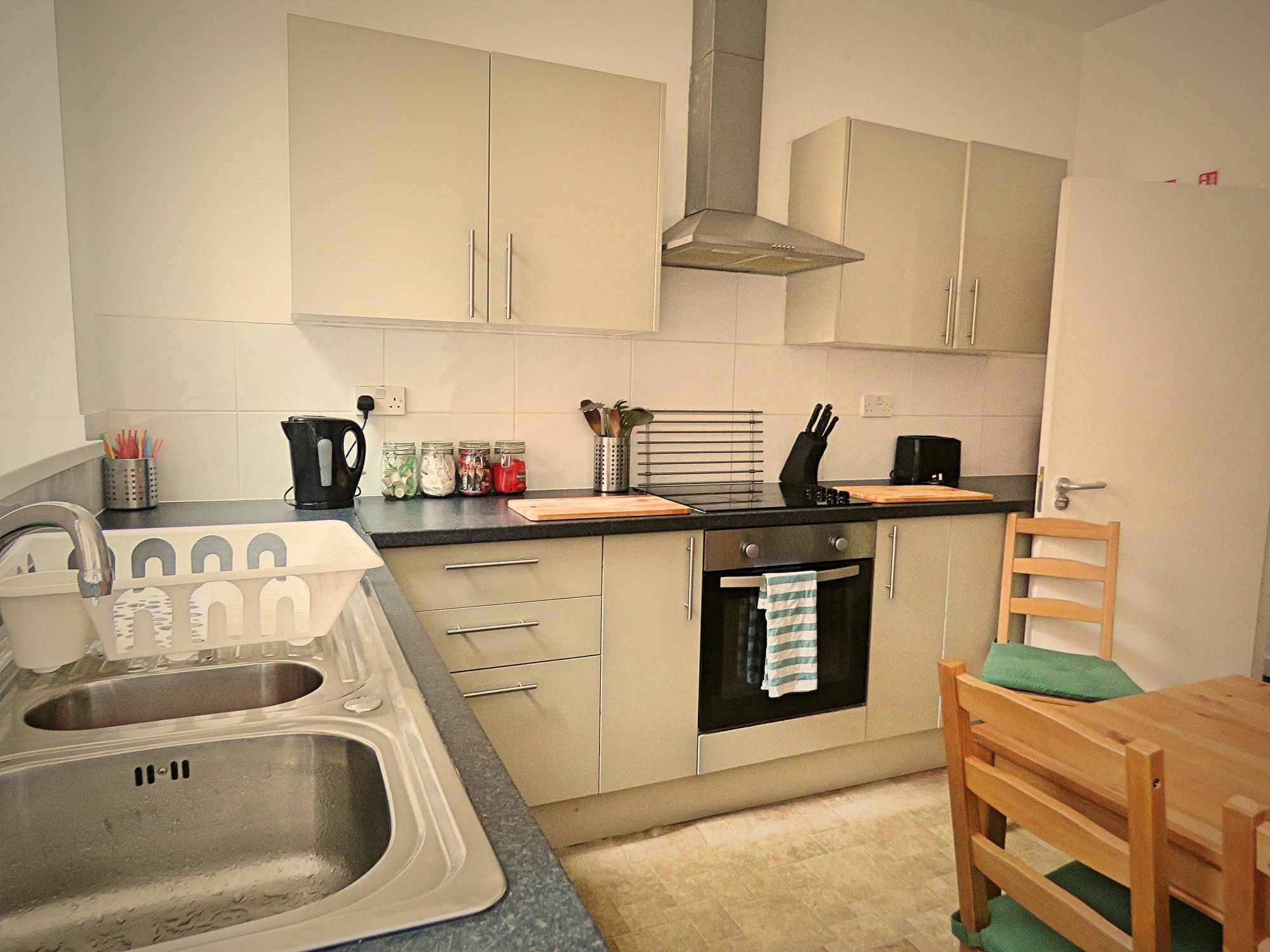 Harley Serviced Apartments - West Street 6 Bedrooms シェフィールド エクステリア 写真